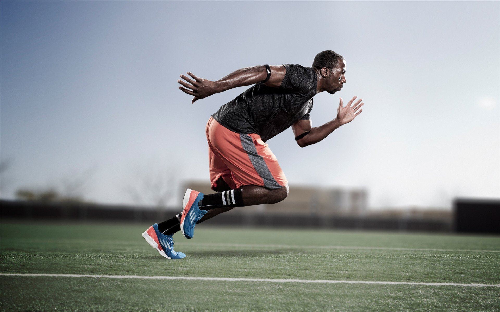 美国队赛后感谢团队协作与支持,美国参赛队